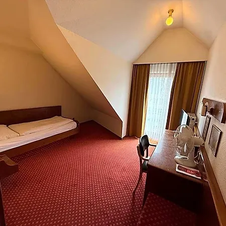 Hotel Post 4*