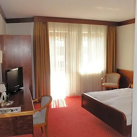 Hotel Post 4*