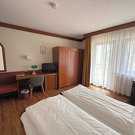 Post Hotel