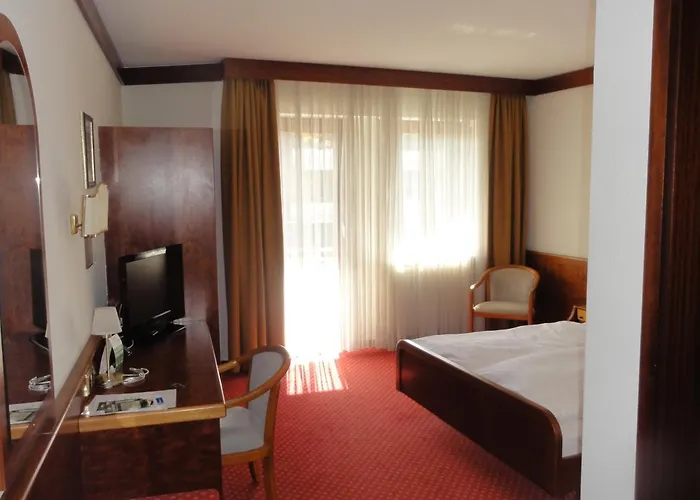 Post Ug 4* Viernheim